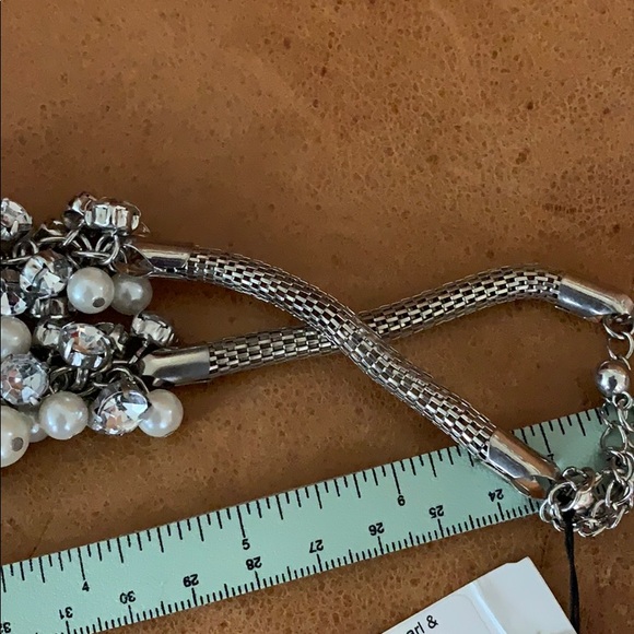 Heiress 17”-20” Pearl & Rhinestone Charm Necklace - Picture 4 of 5